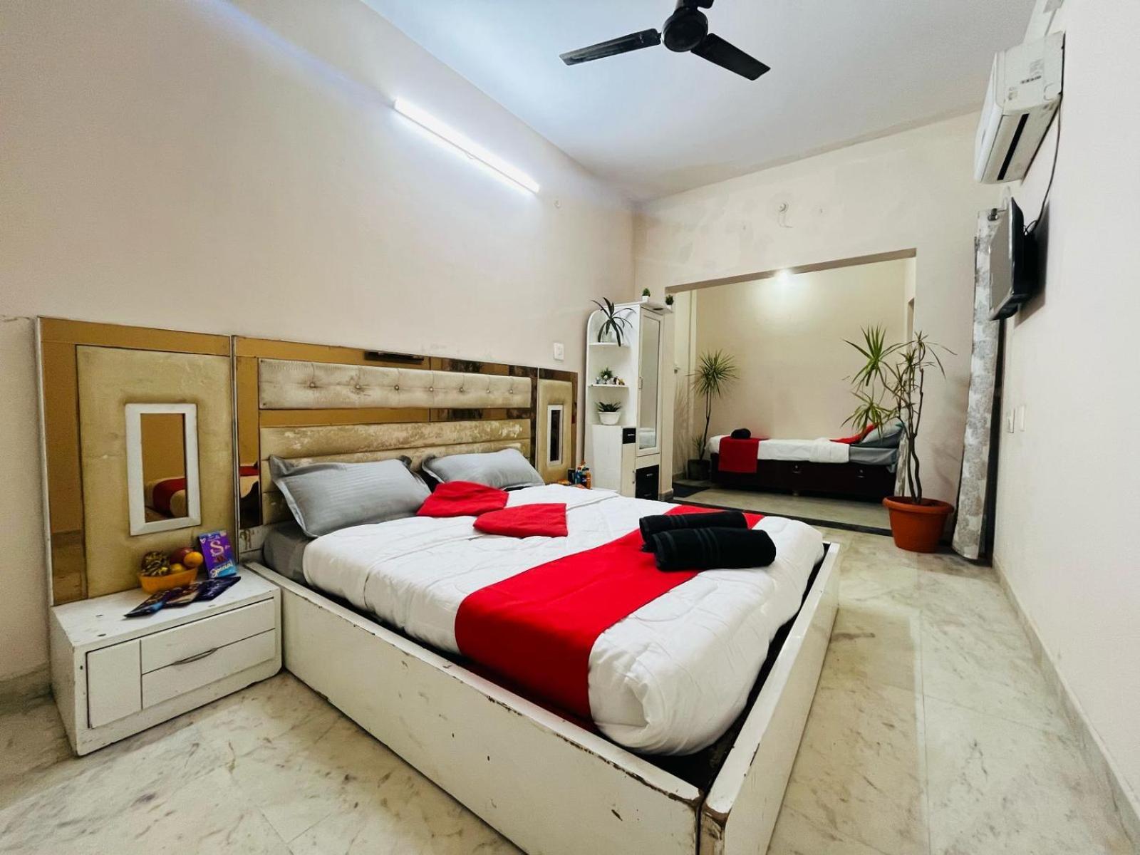 Hotel Adh Hazel Wood à Mysore Extérieur photo