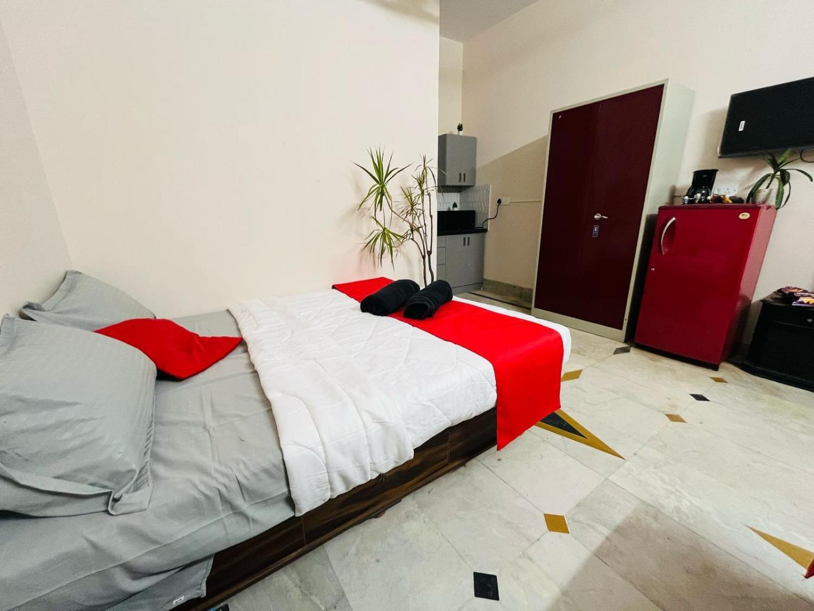 Hotel Adh Hazel Wood à Mysore Extérieur photo